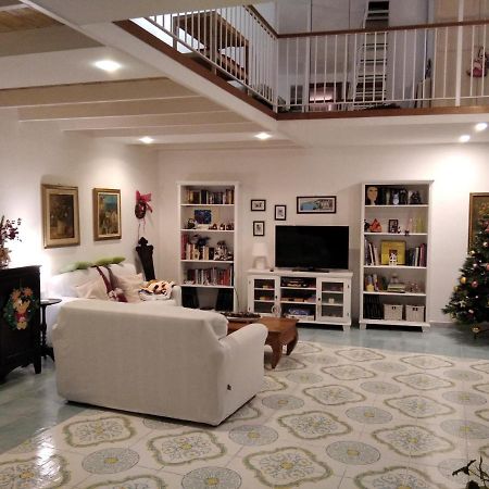 Ferienwohnung A Casa Di Monica Pozzuoli Exterior foto